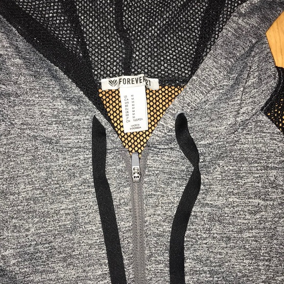 Grey and black mesh forever 21 quarter zip - Picture 4 of 6